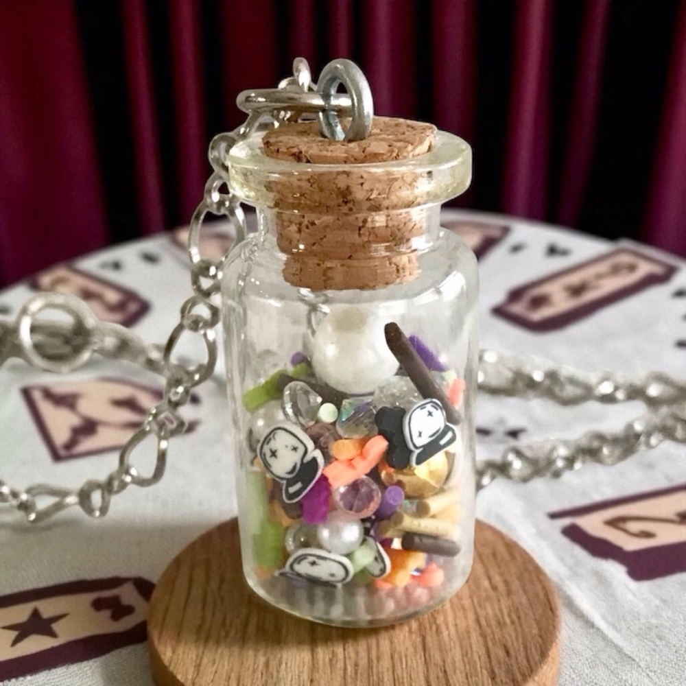 🆕 Crystal Balls in a Jar Pendant Necklace Stainless Steel